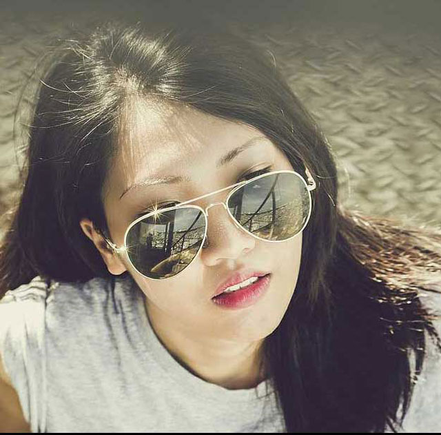 Asian woman with sun glasses