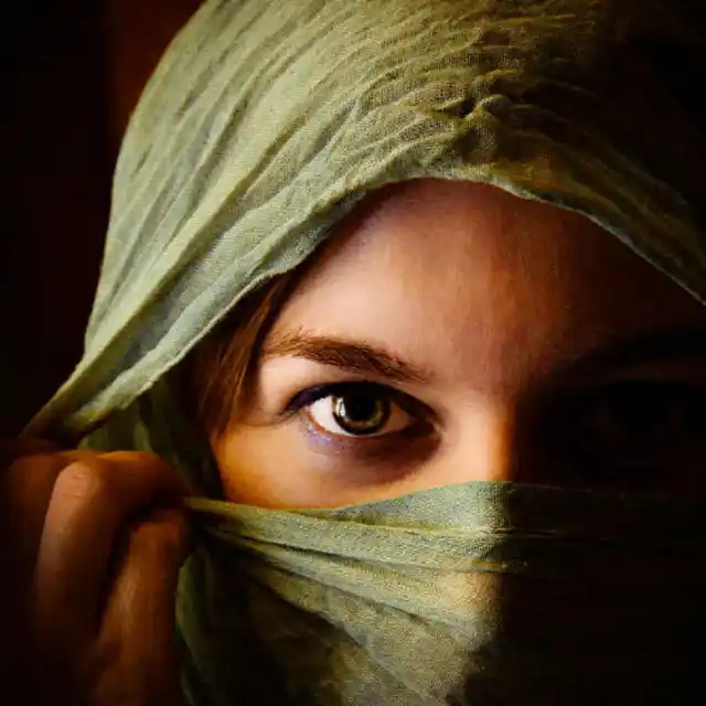 Woman with green veil